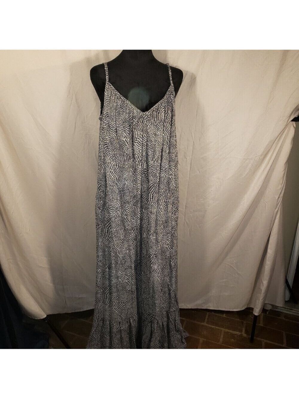 Ava & Viv Black & White Maxi Dress, Size X